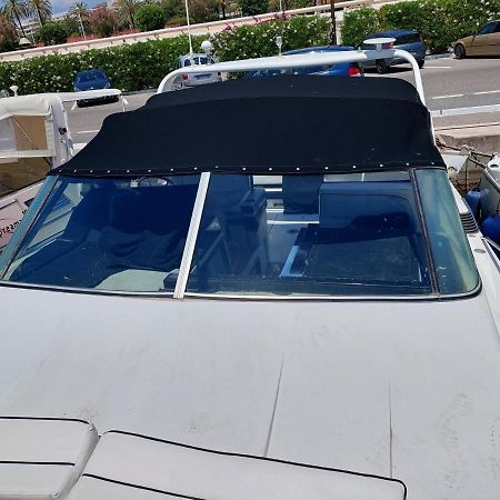 אמפוריבראבה L Ile Sur Mer מראה חיצוני תמונה